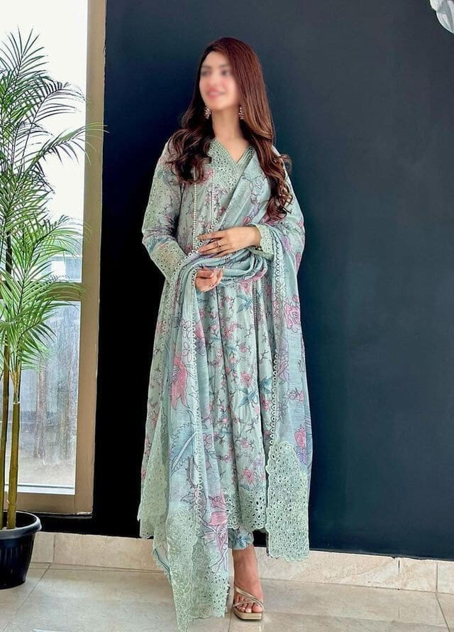 IZNIK Unstitched Printed Chikankari 3 Piece Lawn Suit - Image 5