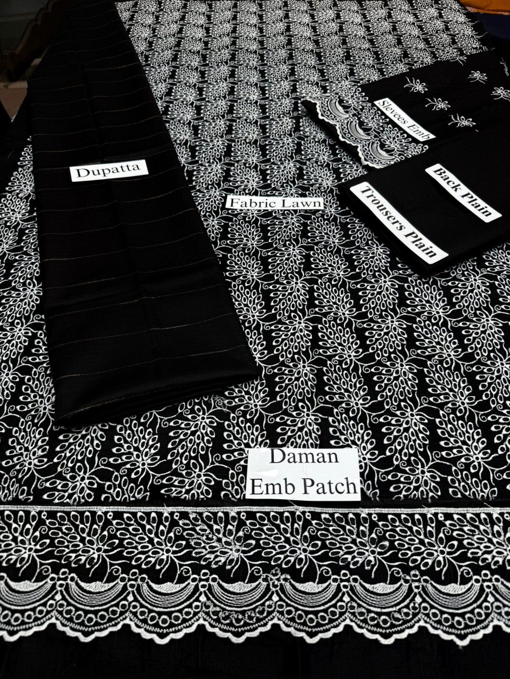Merakhi Unstitched Black Embroidered 3 Piece Lawn Suit - Image 5