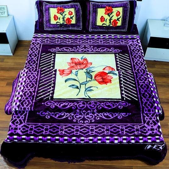 Top view of purple floral velvet blanket set – 4-piece bedding with pillowcases and bedsheet