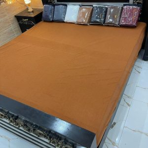 Waterproof mattress cover with spill-proof protection for all bed sizes