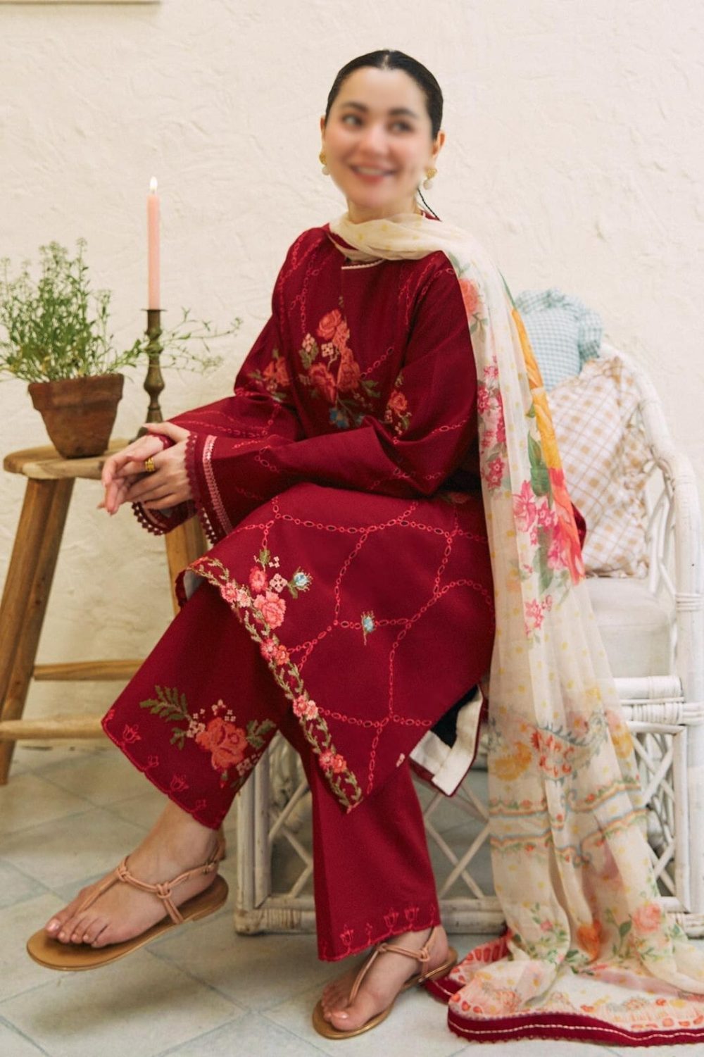 Model wearing COCO by Zara.J crimson red embroidered lawn suit with floral detailing and Tarkashi Stylish dupatta – Summer 2025