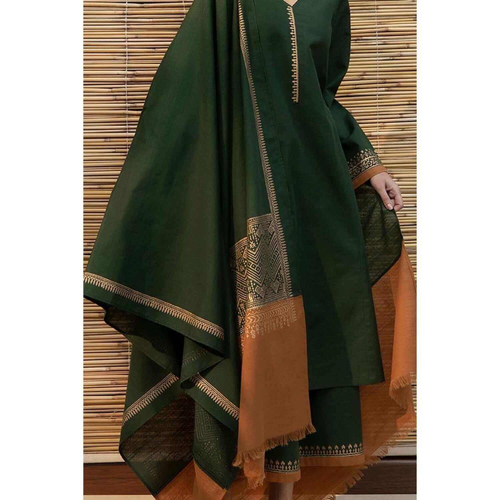 Green 3 Piece Embroidered Dhanak Suit with Wool Dupatta – Winter Collection 2025 - Image 2