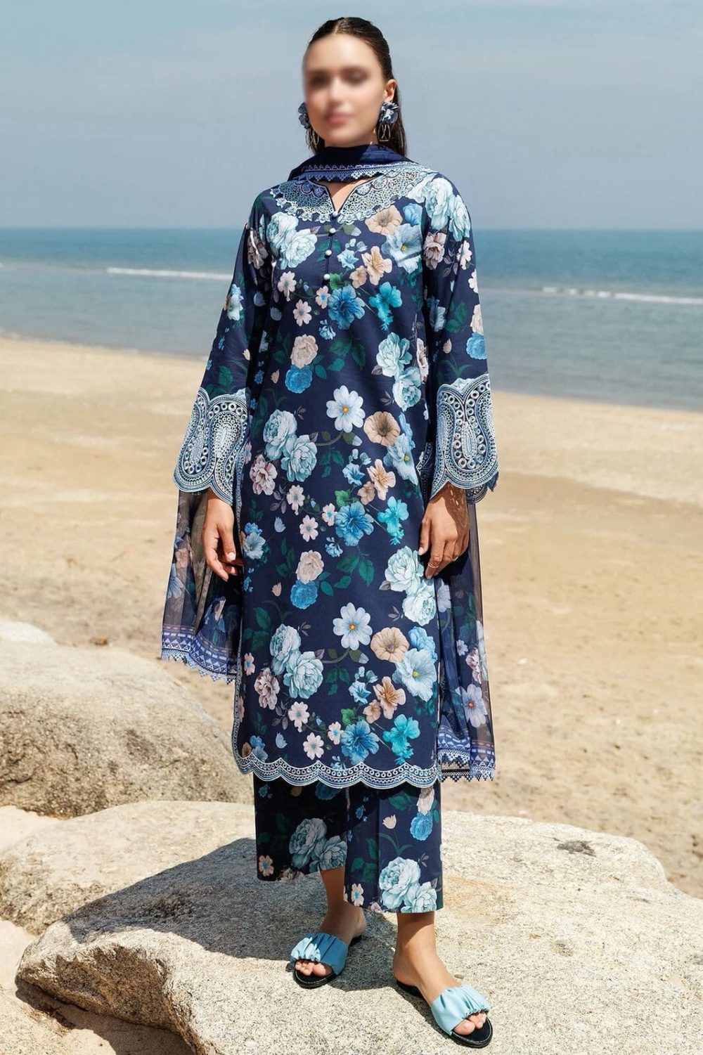 Farasha Most Demanding Edition 3 Piece Khaddar Suit