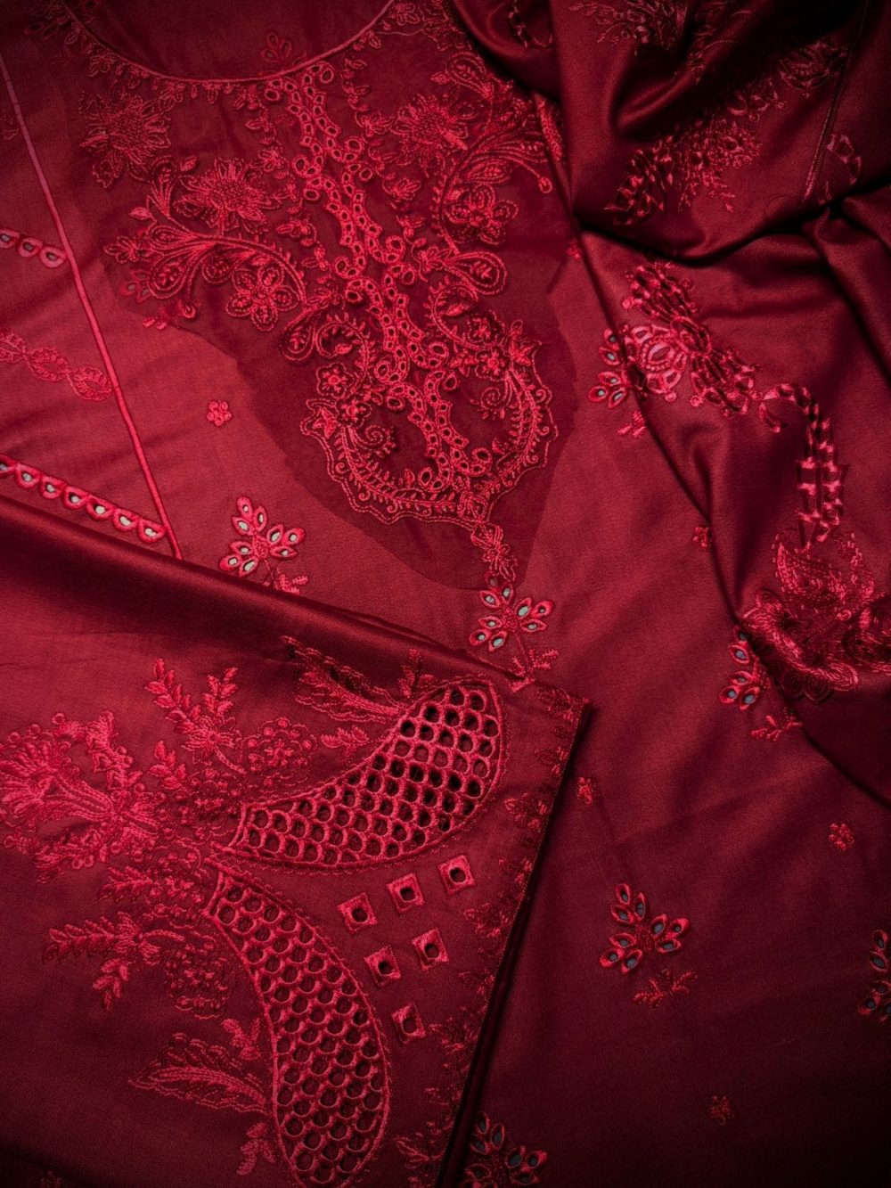 Qalamkar 3pc Dhanak Suit with Embroidered Shawl Detail
