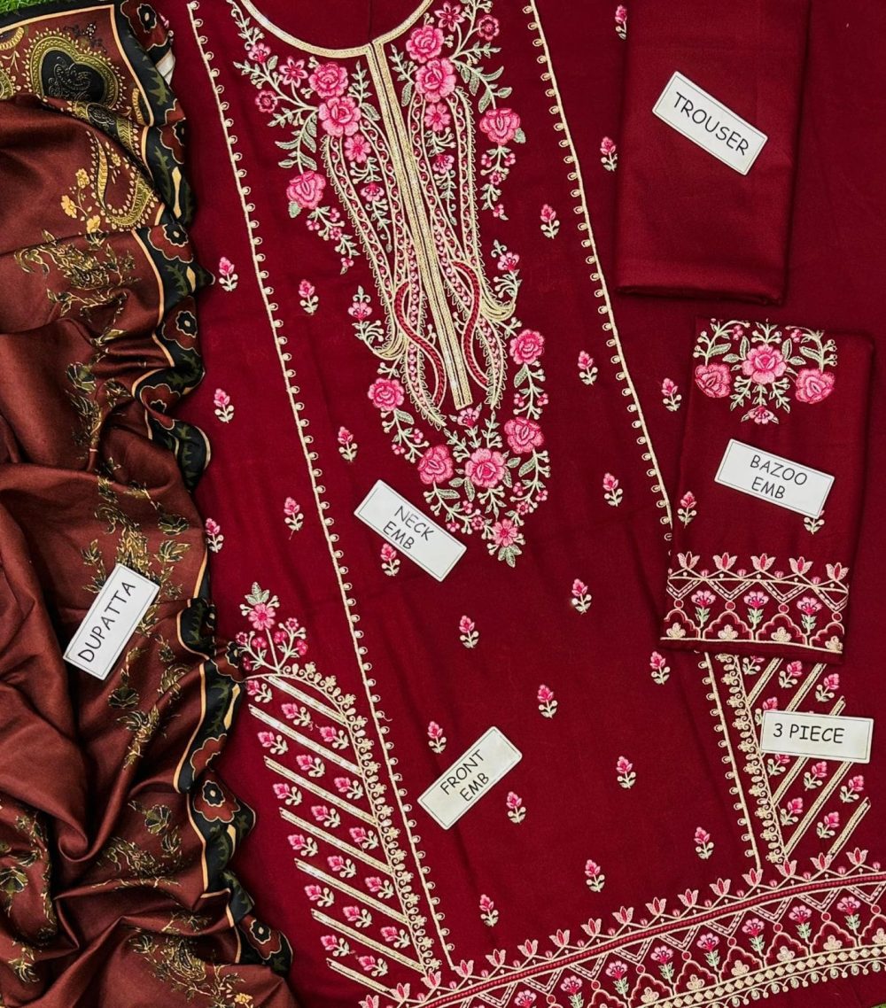 Winter Collection Zara Shahjahan Dhanak 3-piece Embroidered Suit detail