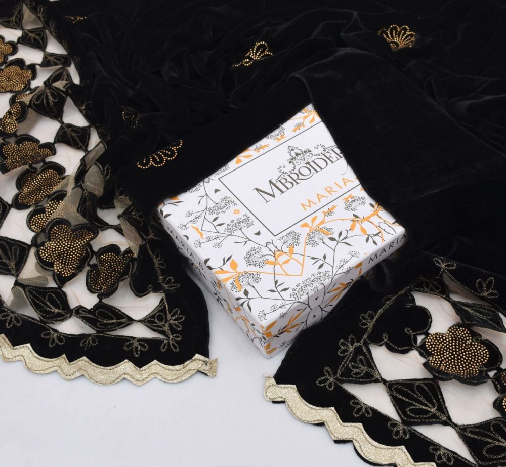 Maria B Fancy Wedding Velvet Shawl – Embellished Cutwork Stone Design - Image 5