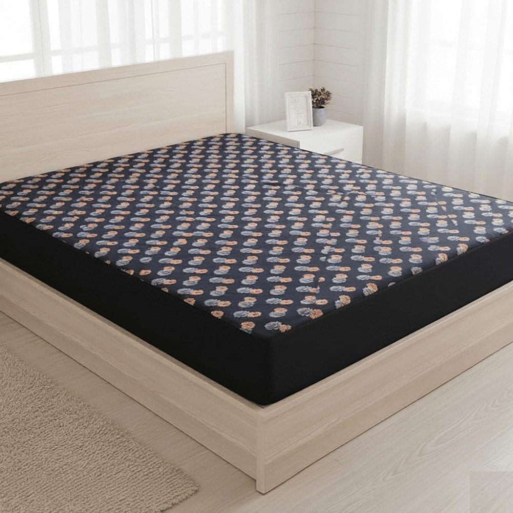 Black printed quilted waterproof mattress cover king size