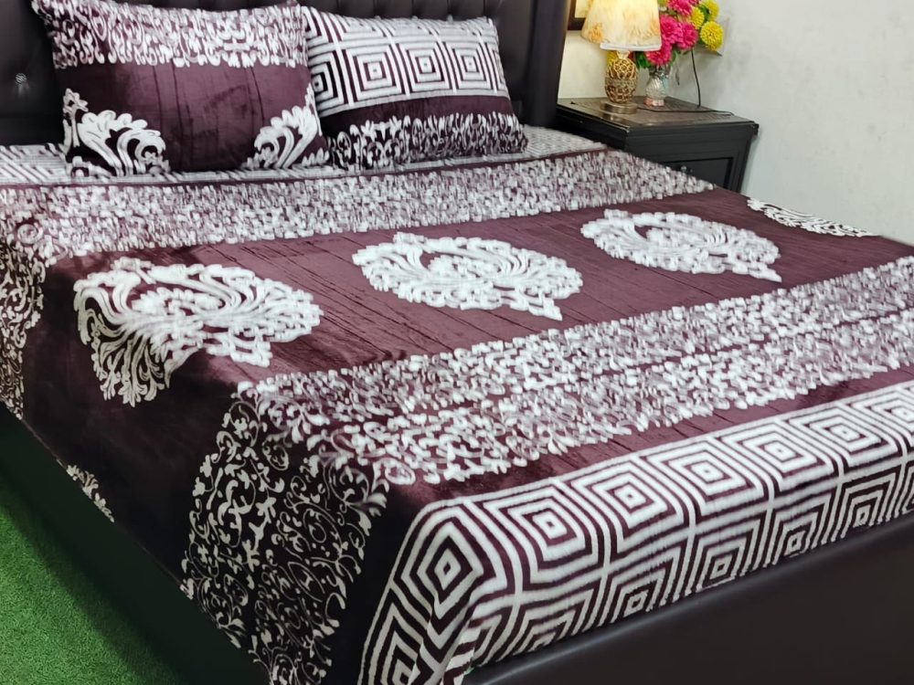 Winter Fleece Bedsheet Collection – Classic Prints (7 Designs) - Image 4