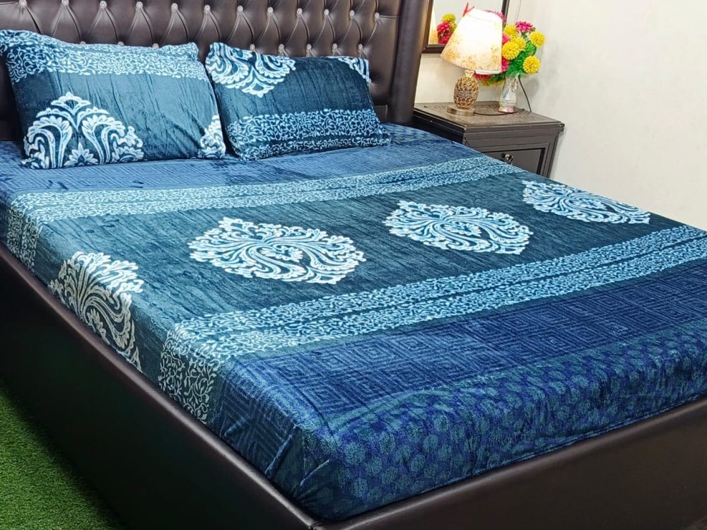 Winter Fleece Bedsheet Collection – Classic Prints (7 Designs) - Image 7