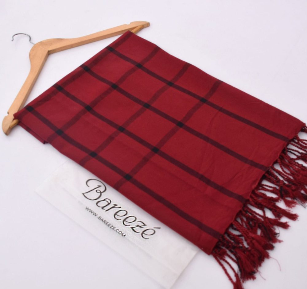 Winter Women’s Wool Shawl - Image 2