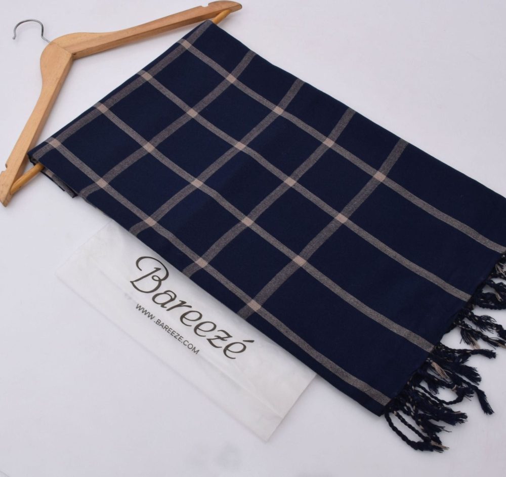 Winter Women’s Wool Shawl - Image 7