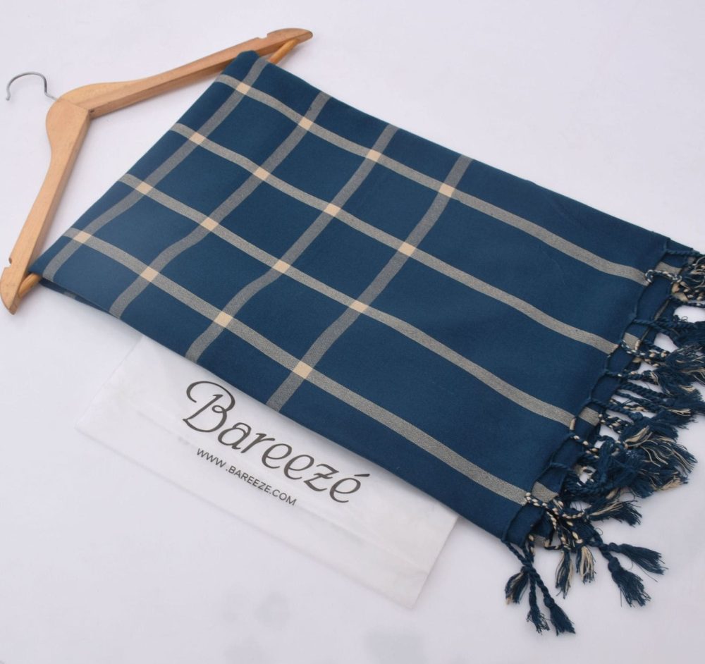 Winter Women’s Wool Shawl - Image 9