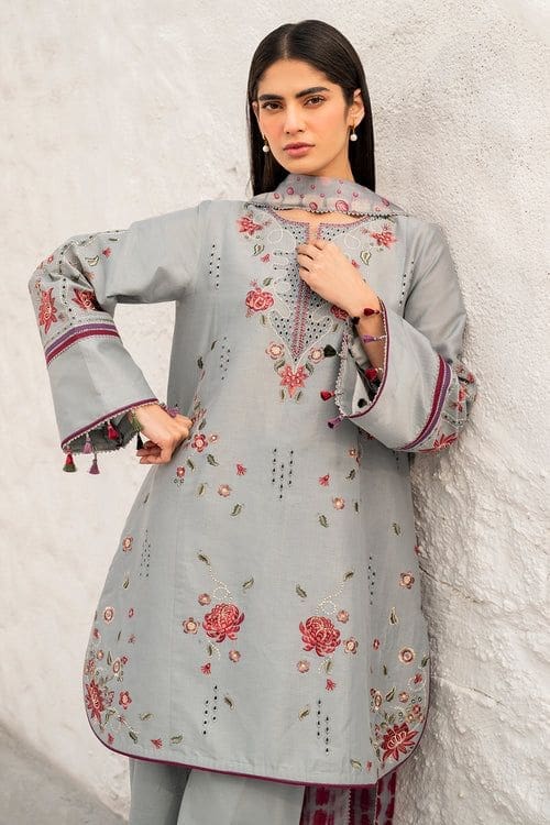 Jazmin Heavy Embroidered Airjet Lawn Suit 3PC - Image 3