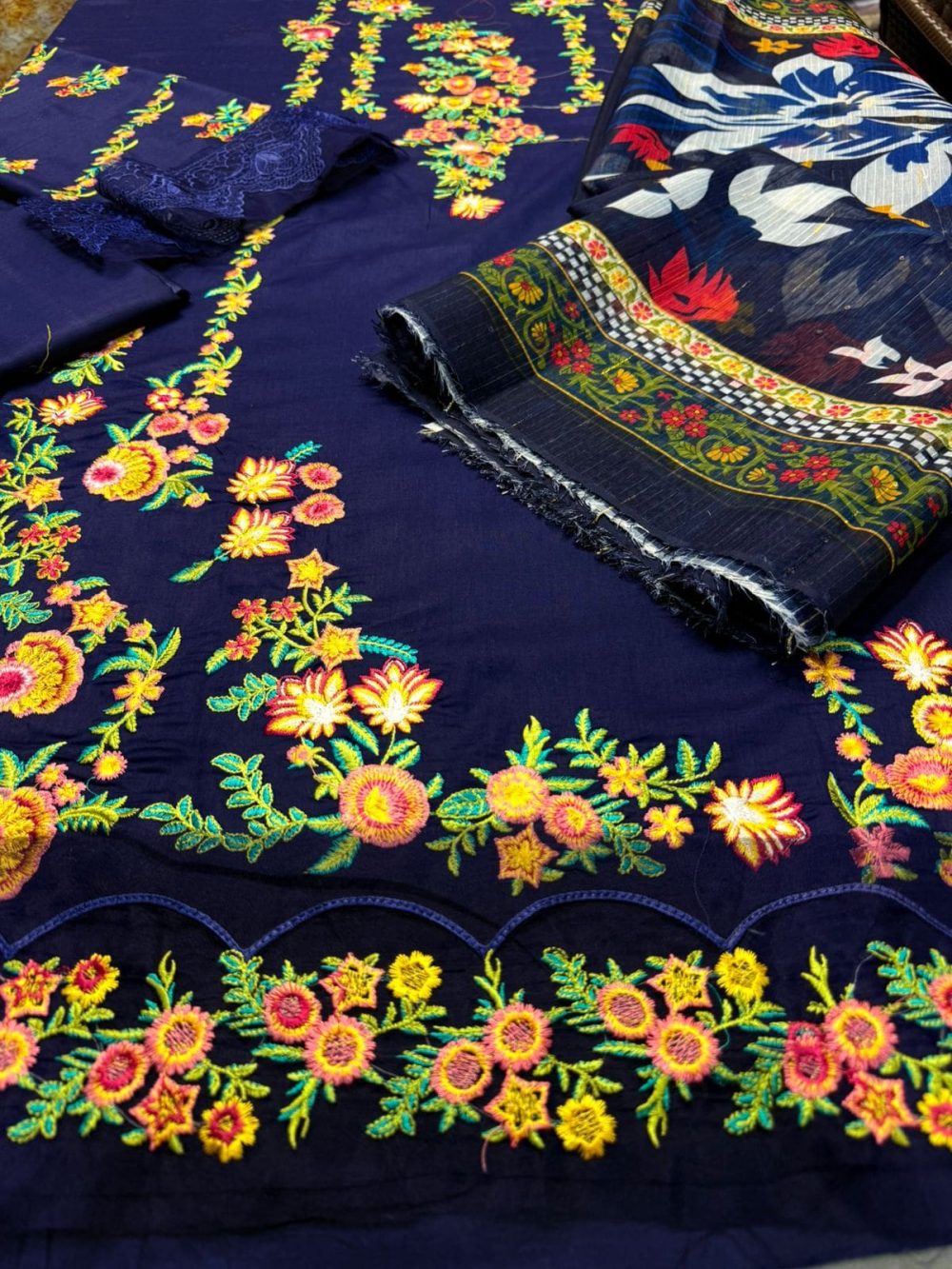 Aneelas 3 Piece Embroidered Lawn Suit Slub Monark Dupatta D 4059 - Image 7