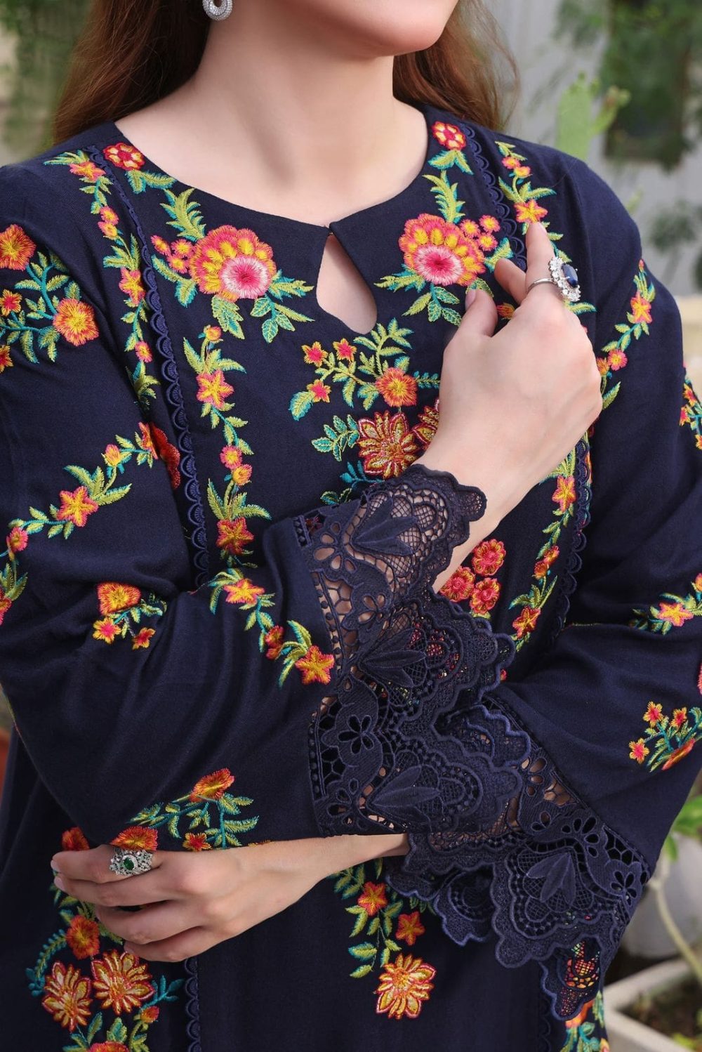 Aneelas 3 Piece Embroidered Lawn Suit Slub Monark Dupatta D 4059 - Image 3