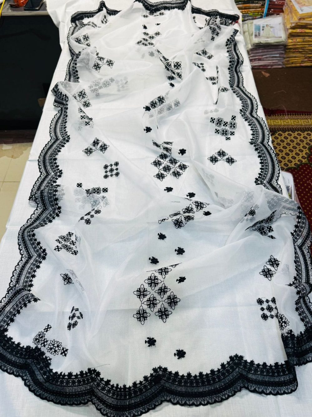 Hussain Rehar – 3pc Summer Lawn Suit Design 7172 - Image 5