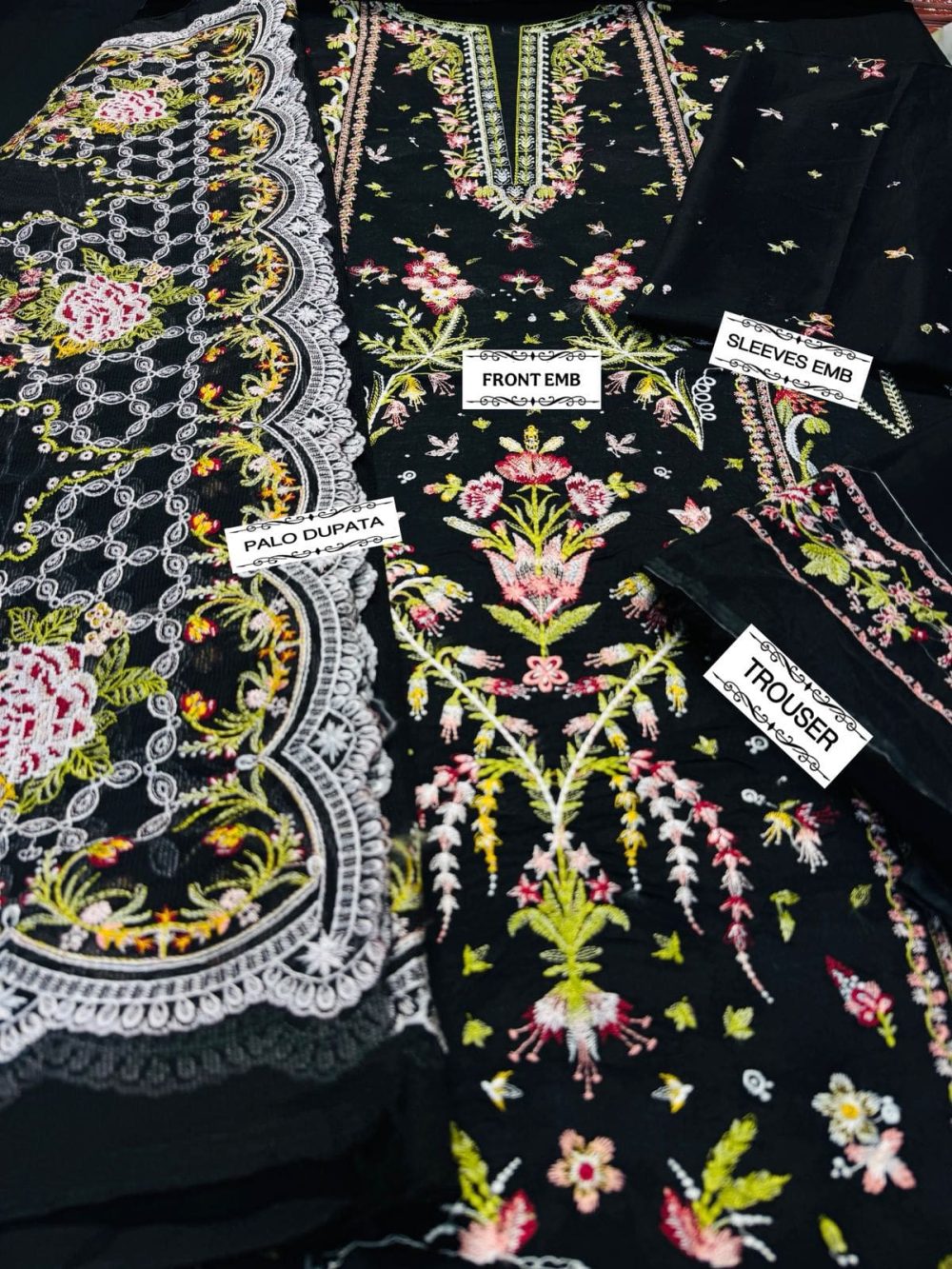 Qalamkar 3 Piece Embroidered Lawn Suit Khaadi Net Dupatta Code 4003 - Image 6