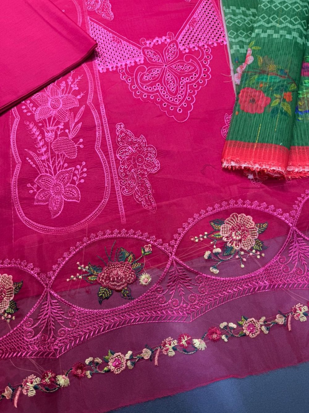 Saira Rizwan 3 Piece Embroidered Lawn Suit Slub Monark Dupatta - Image 5